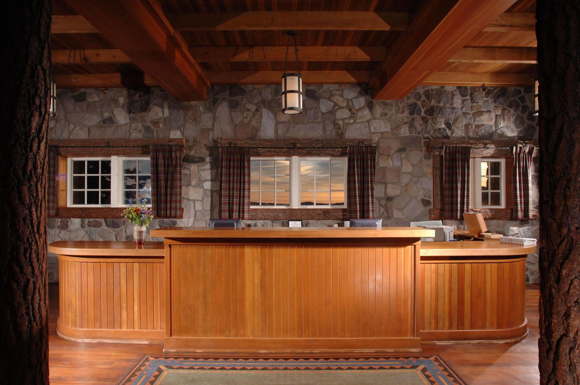 Crater Lake Lodge 切马尔特 外观 照片